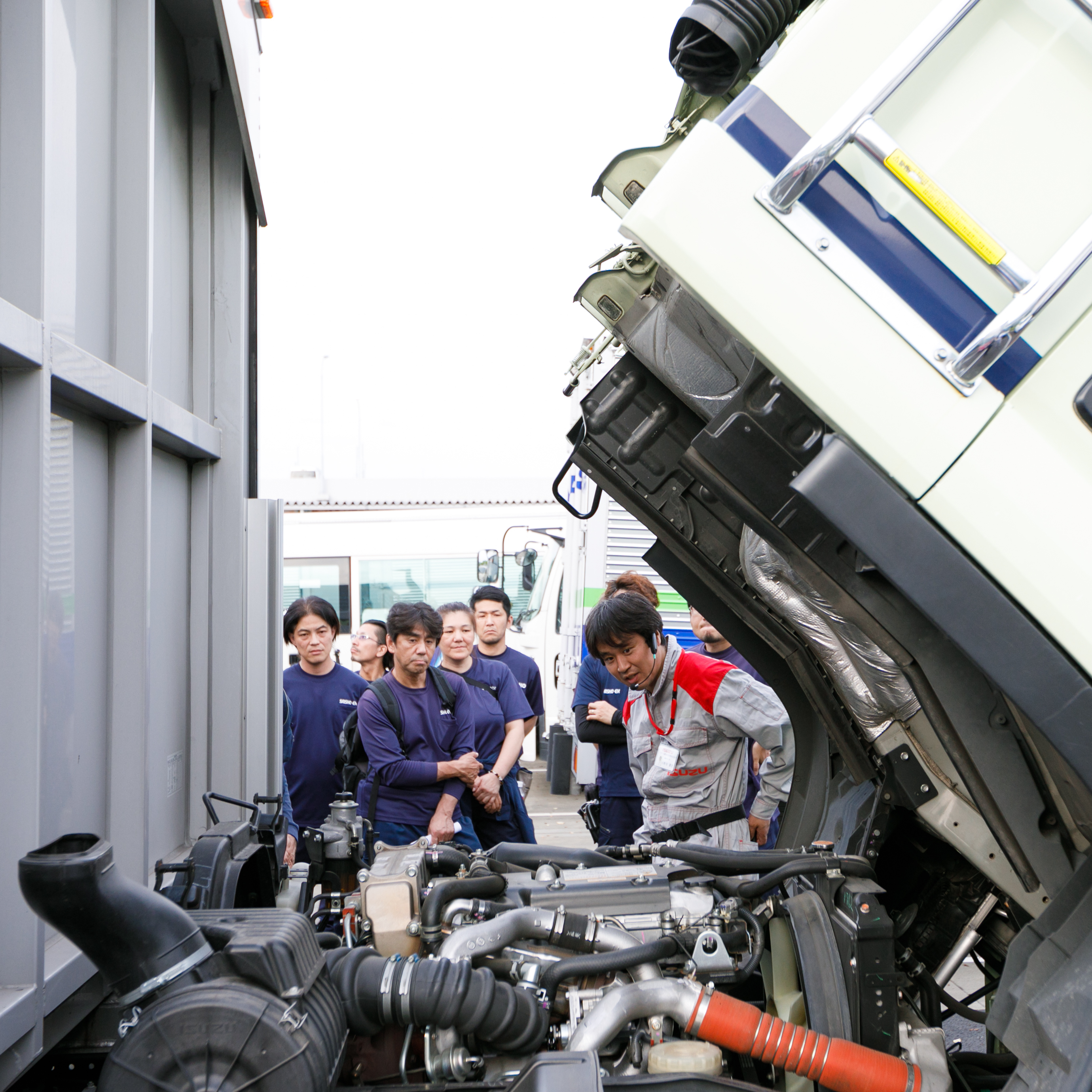 人も車も健康に"/